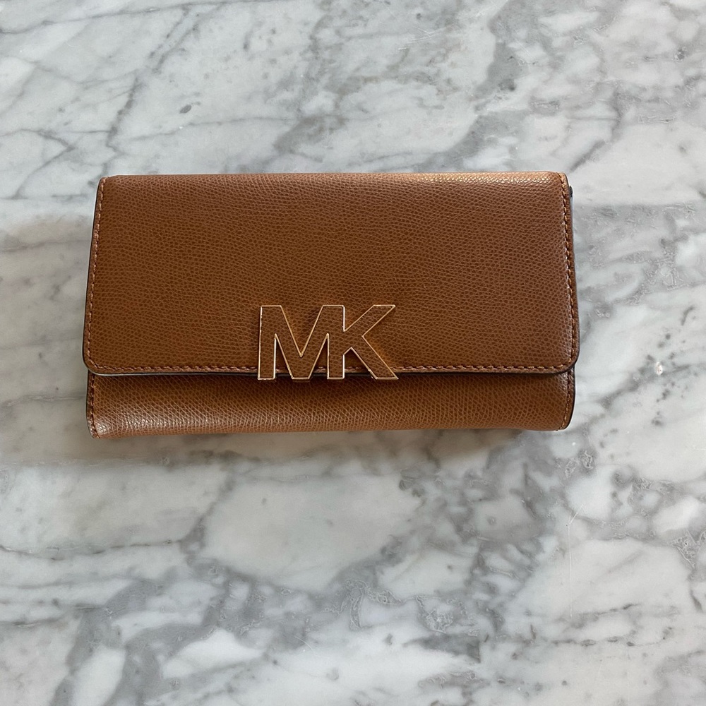 Michael Kors wallet